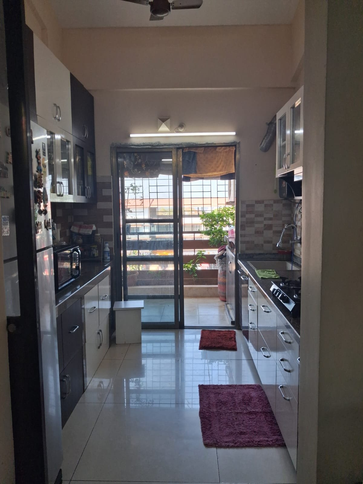 Ready to Move 2BHK Furnished Flat Kadamba Plateau 1.25 Cr gallery image