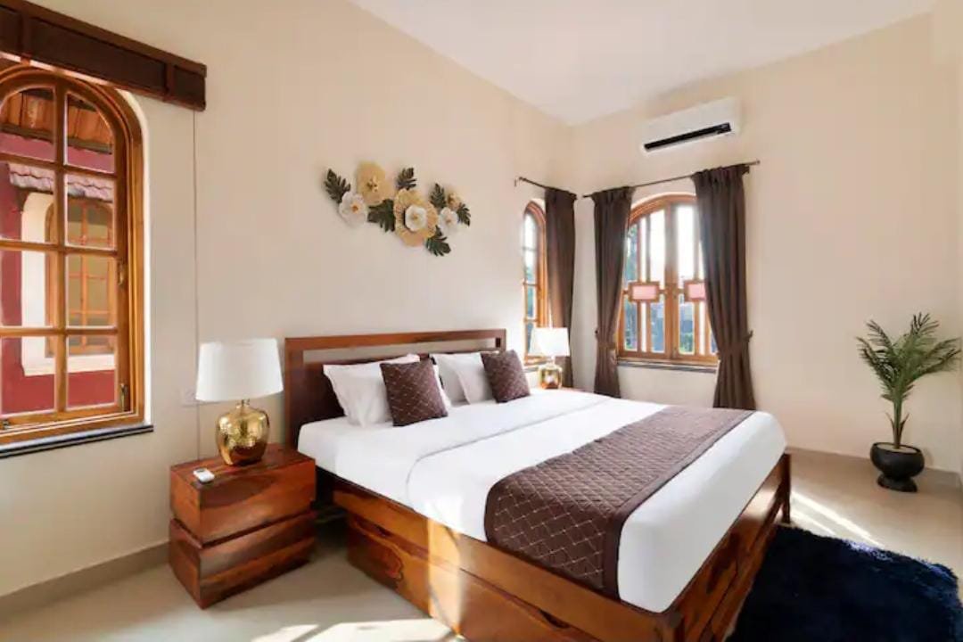 Luxury 4bhk villa in Sangolda on Rent with Private Pool gallery image