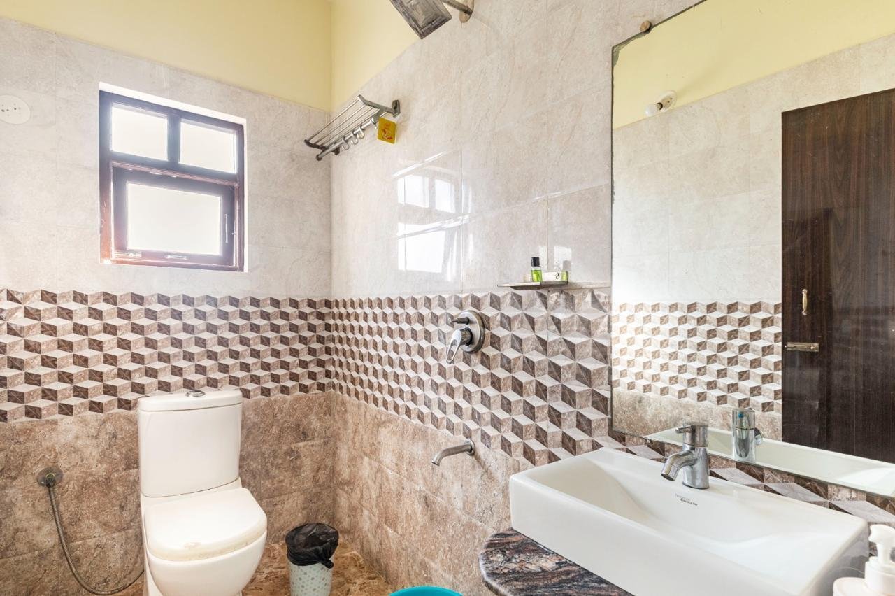 Luxury 6 BHK Independent Villa for Sale in Nerul, Goa – ₹15 Crore gallery image