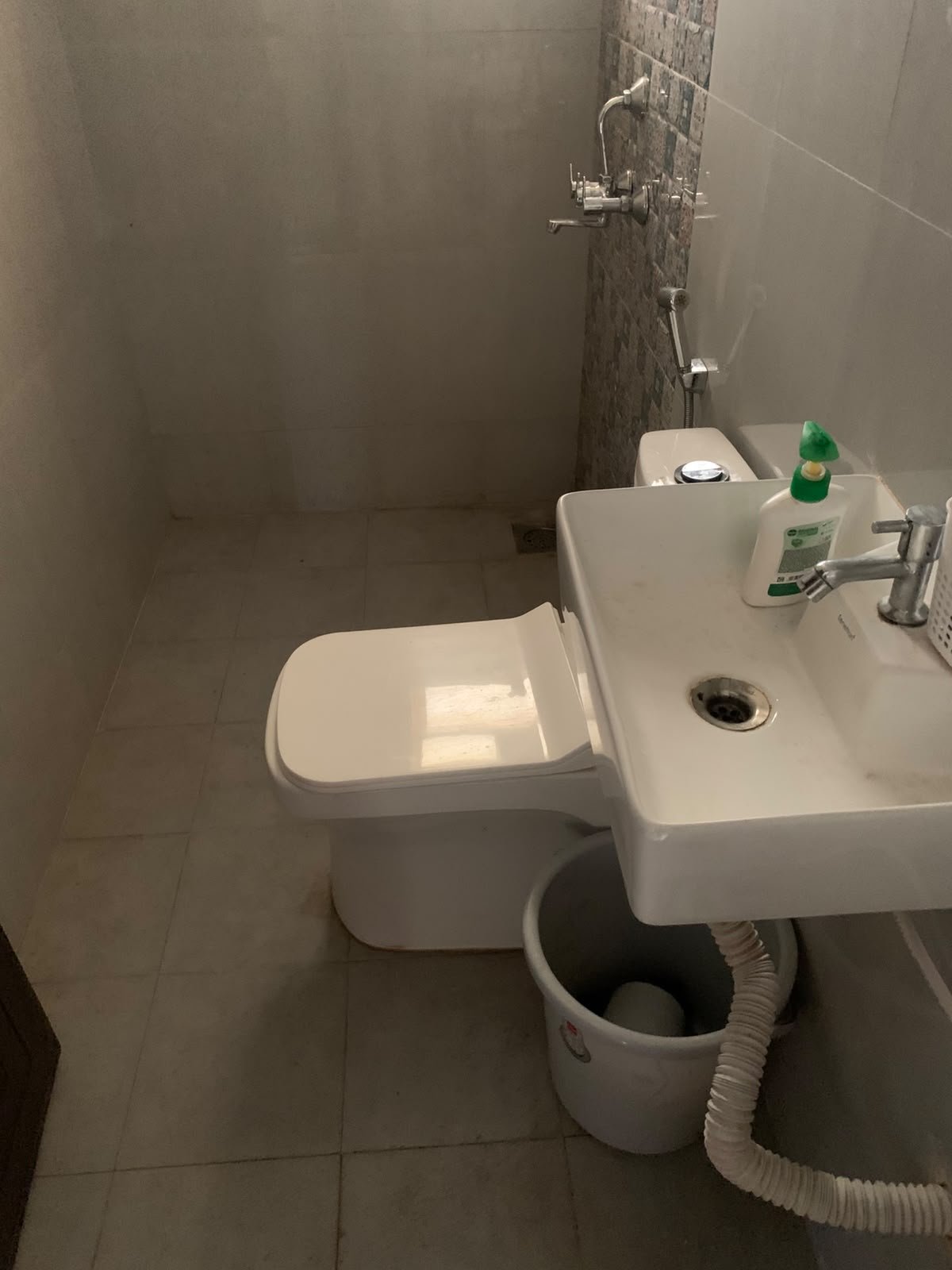 2 BHK Semi-Furnished Apartment for Sale in Aradi Succor, Goa – ₹95 Lakh | Lift & Parking gallery image