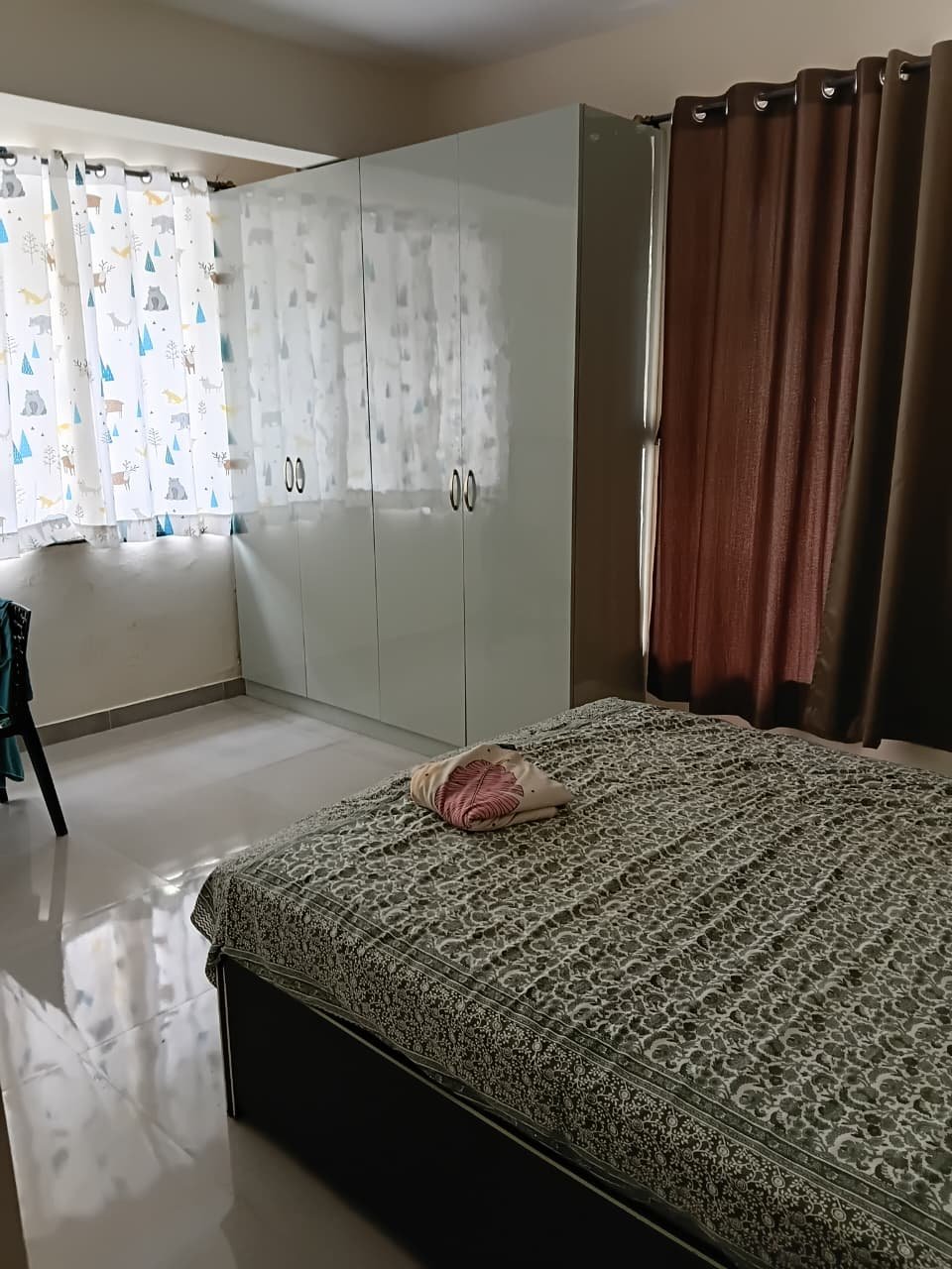 2 BHK Semi-Furnished Apartment for Sale in Aradi Succor, Goa – ₹95 Lakh | Lift & Parking gallery image