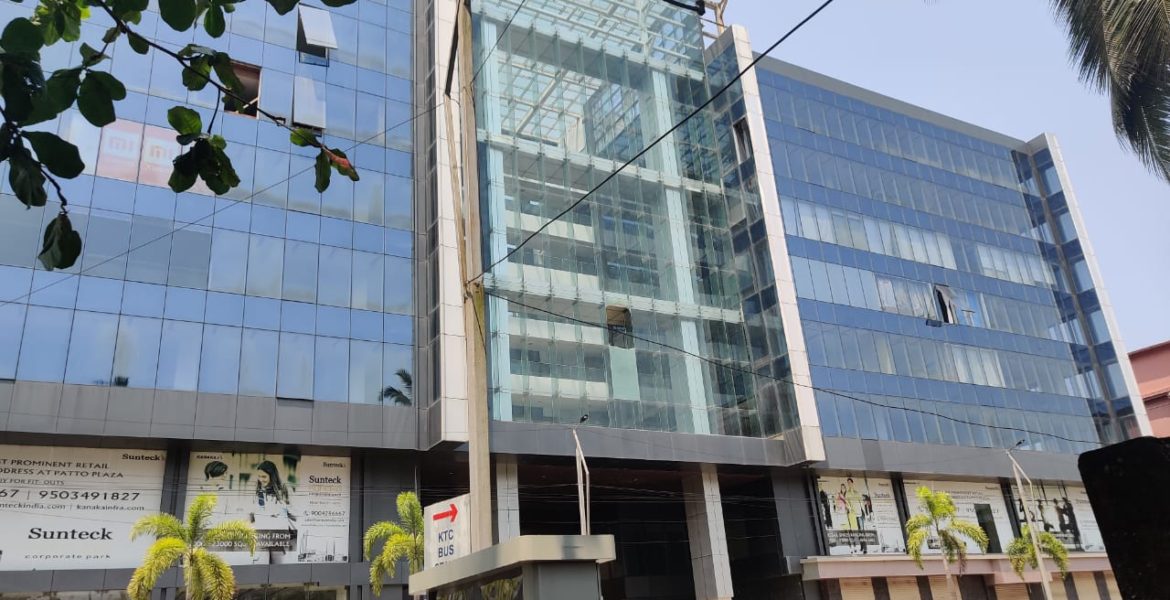 Corporate Office at Patto 434m2, Panjim Semi furnished on Lease/Sale