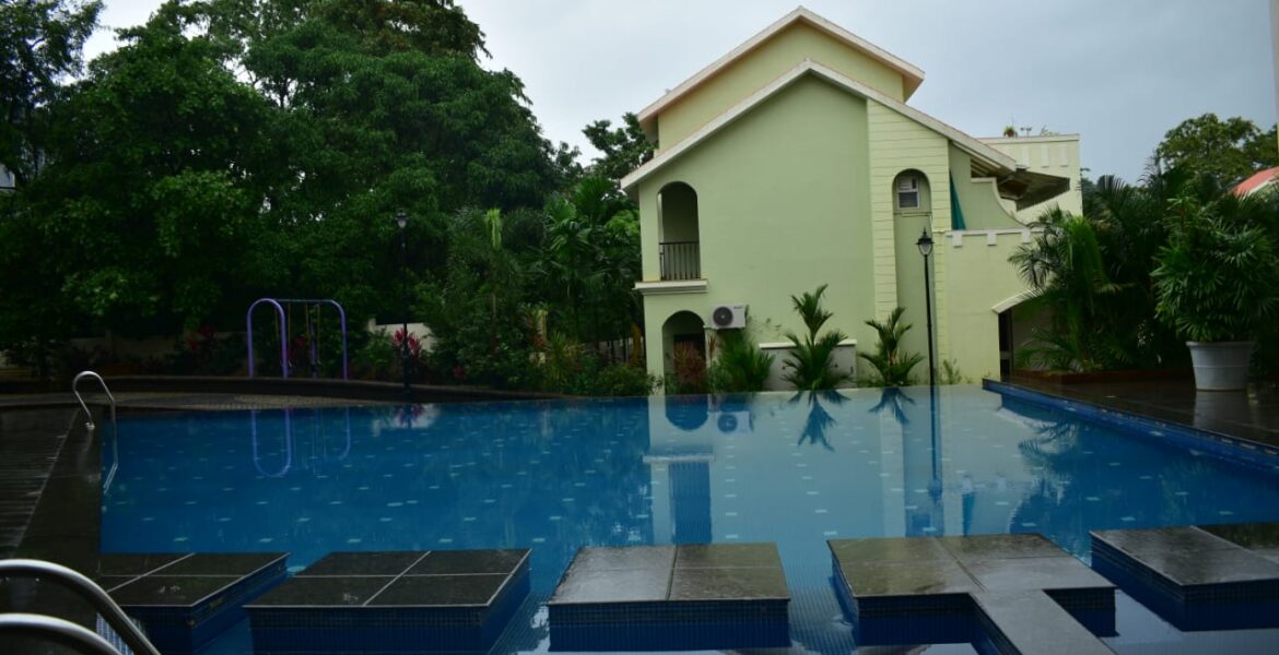 Double Bedroom Fully Loaded Apartment for Heritage Floresta, at Siolim